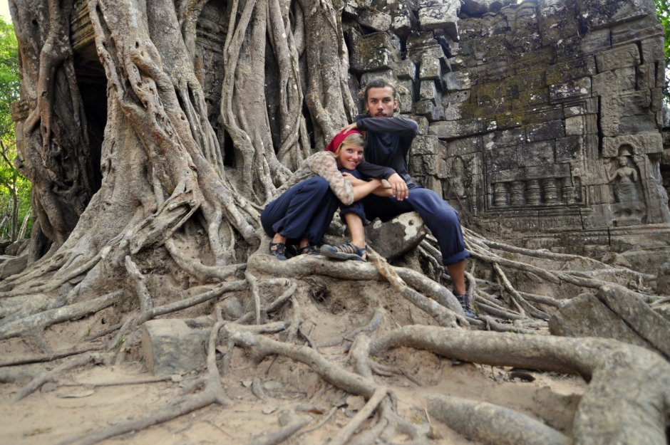 Mat and Ania on the tree roots